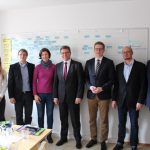 Abgeordneter Oliver Wehner und CDU-Landtagsfraktionsvorsitzender Frank Kupfer mit den Mitgliedern der Aktion Zivilcourage in Pirna